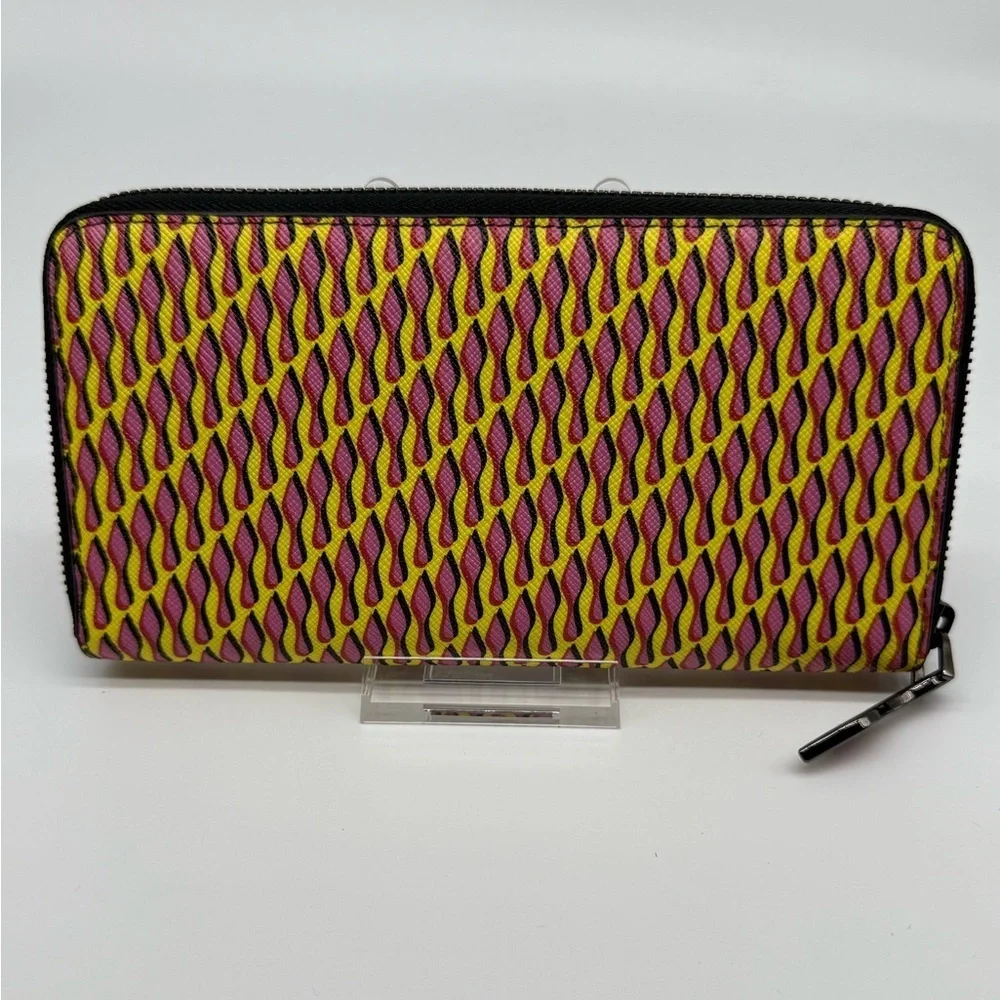 Christian Louboutin Panettone Wallet - Picture 4 of 6